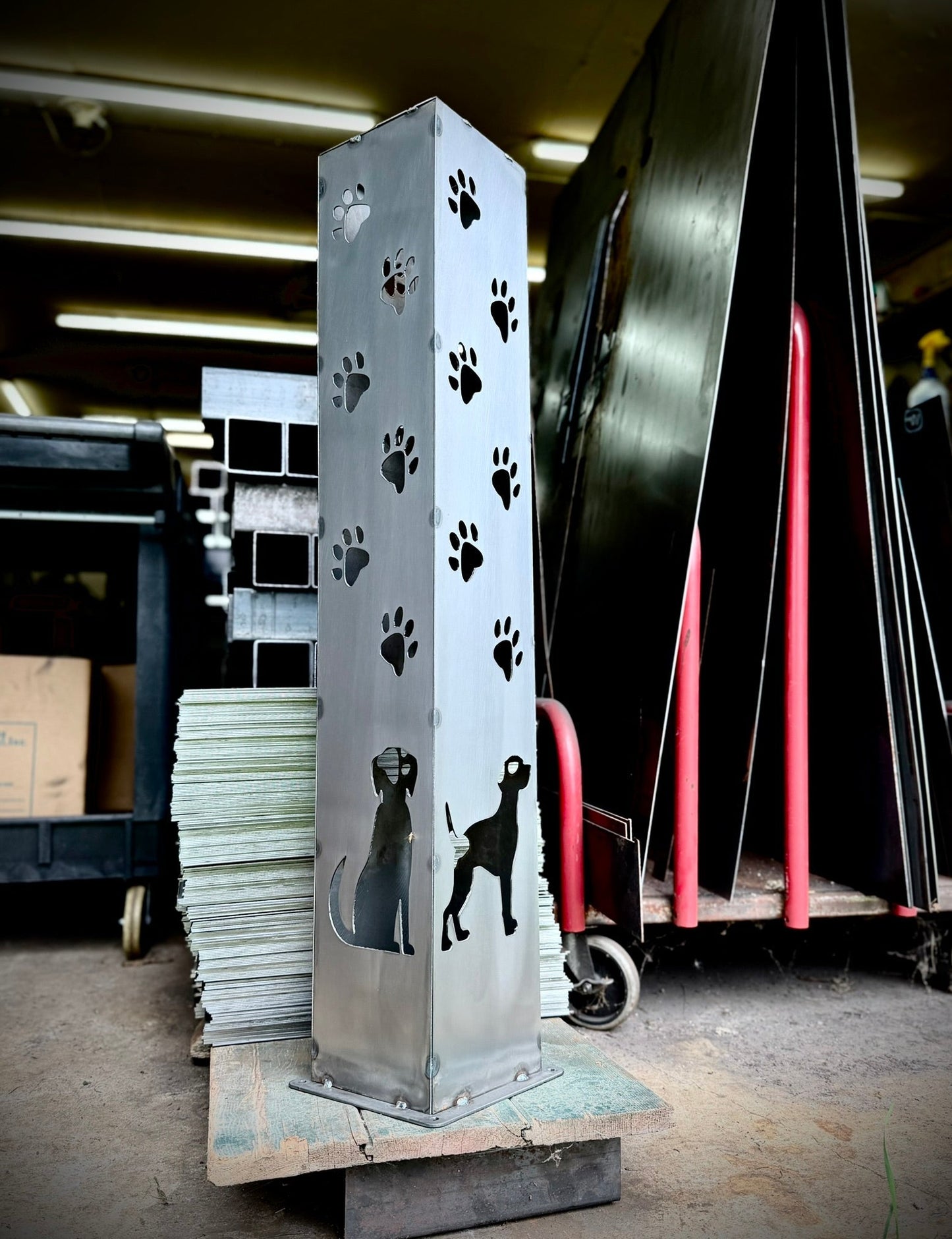 Trail of Paws Solar Pillar - Steel