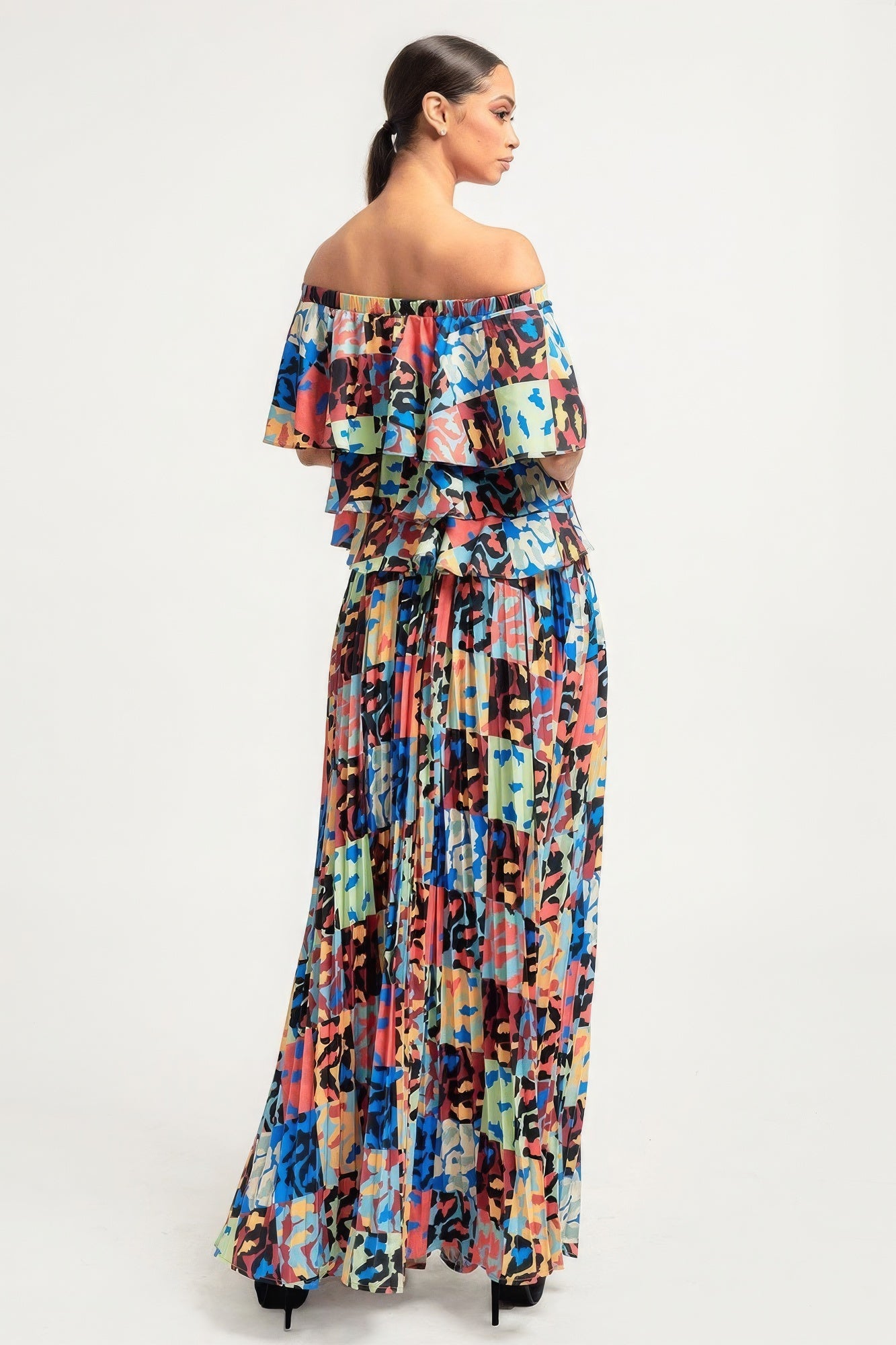 Printed Ruffle Top And Pleated Skirt Set - All Season Fashion
