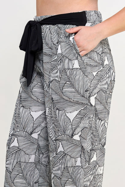 Plisse Palm Print Pants - All Season Fashion