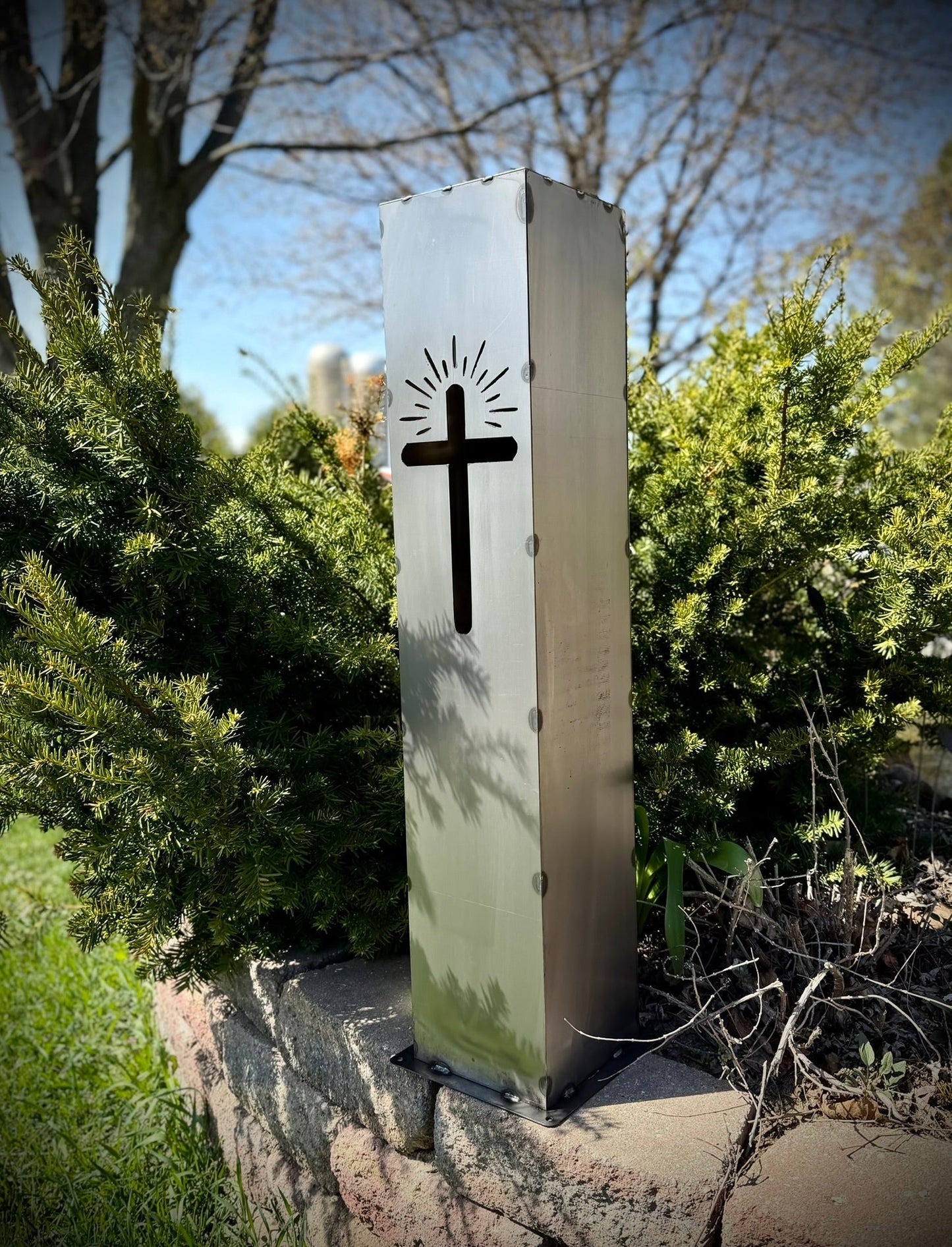 Eternal Light Solar Pillar - Steel Cross