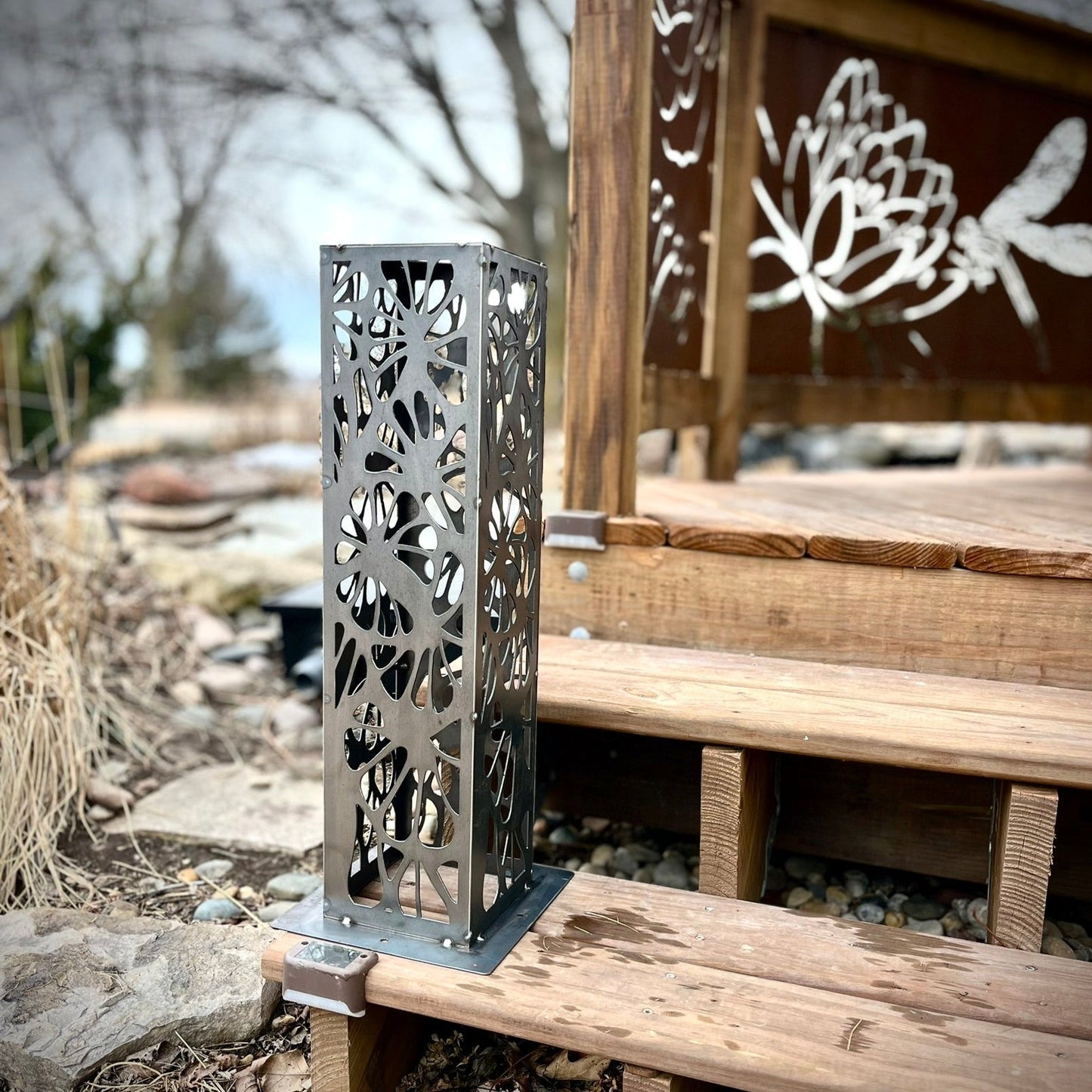 Floral Burst Steel Luminary Pillar | Multiple Sizes