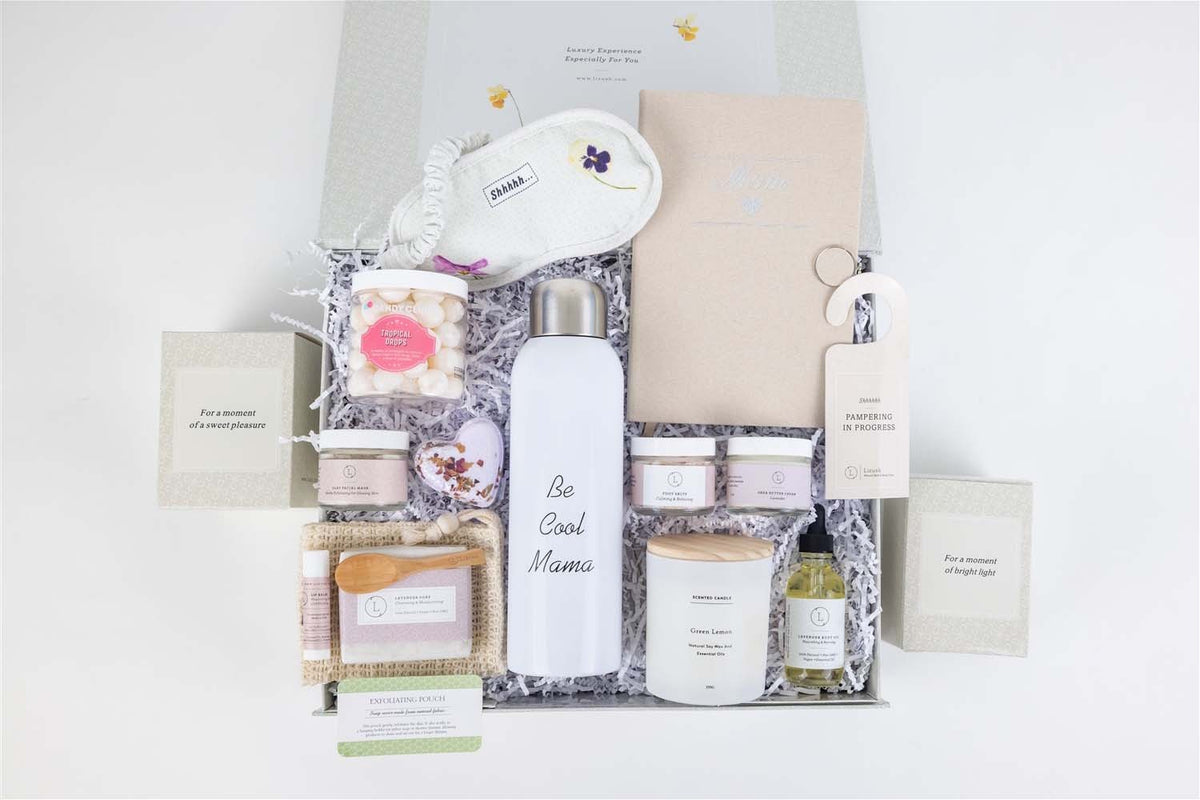Organic Gift Set of 14 Items for Mom