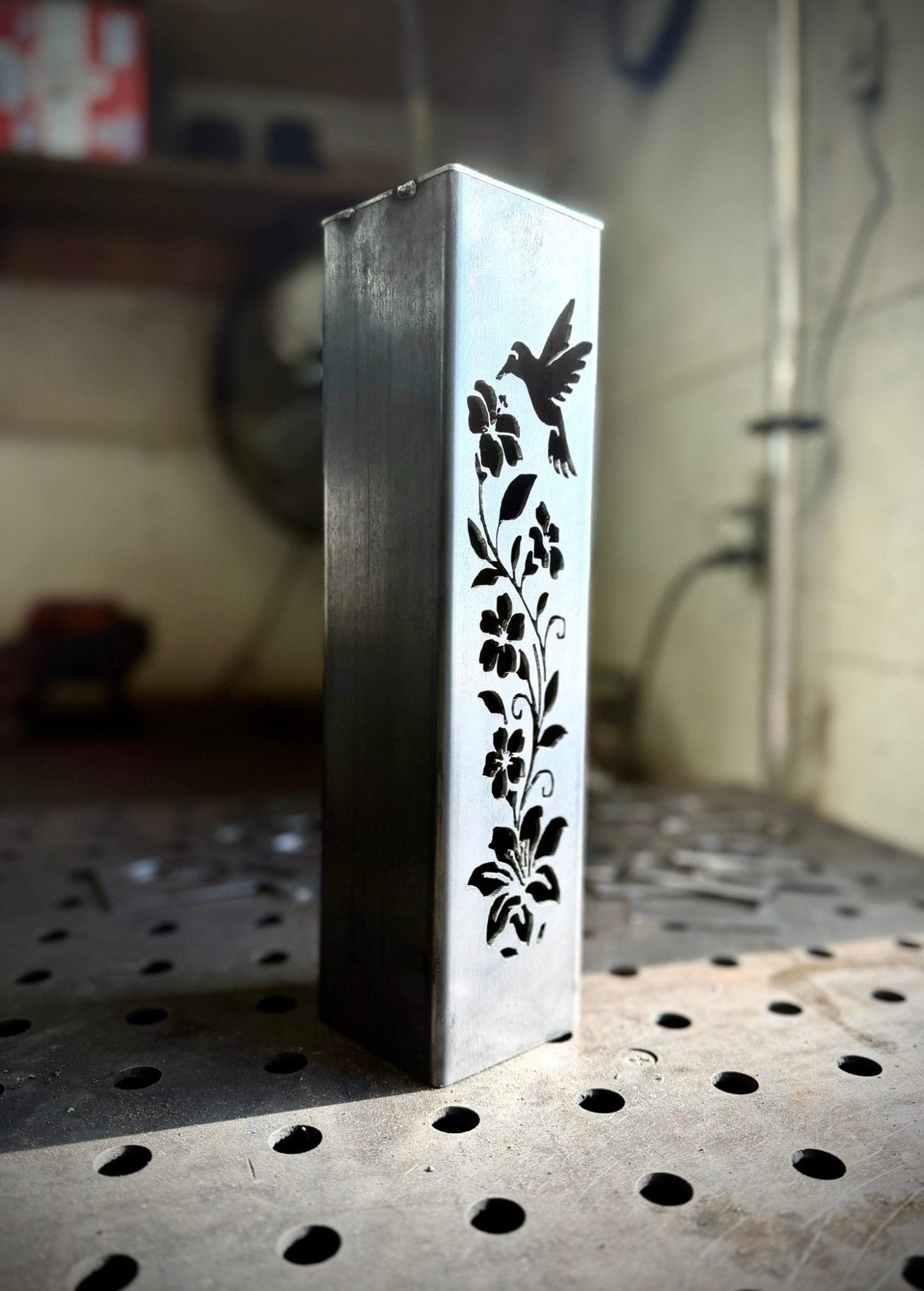 Hummingbird Garden Glow Solar Luminary Pillar - Steel