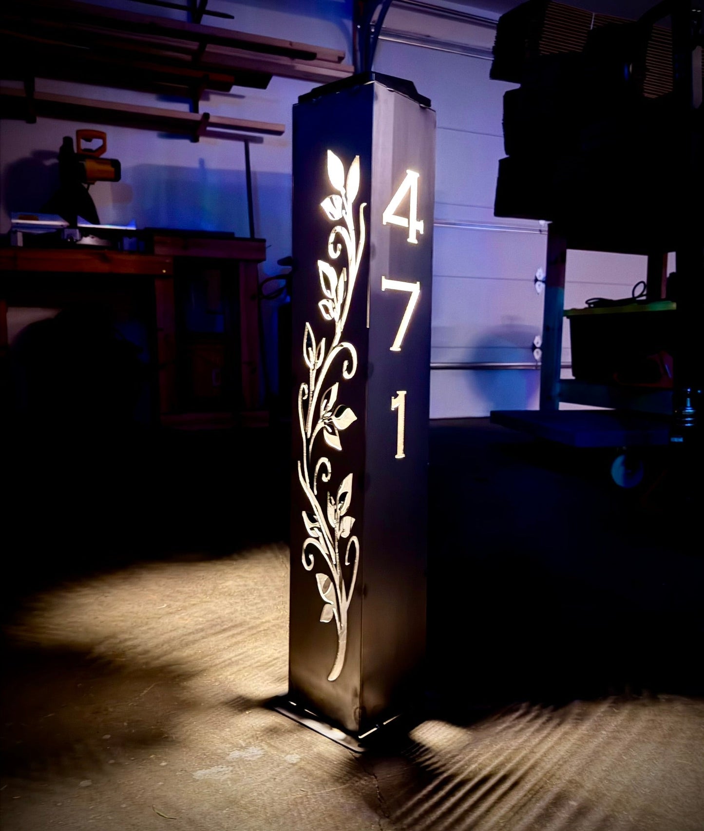 Ironvine Address Solar Pillar Light - Steel