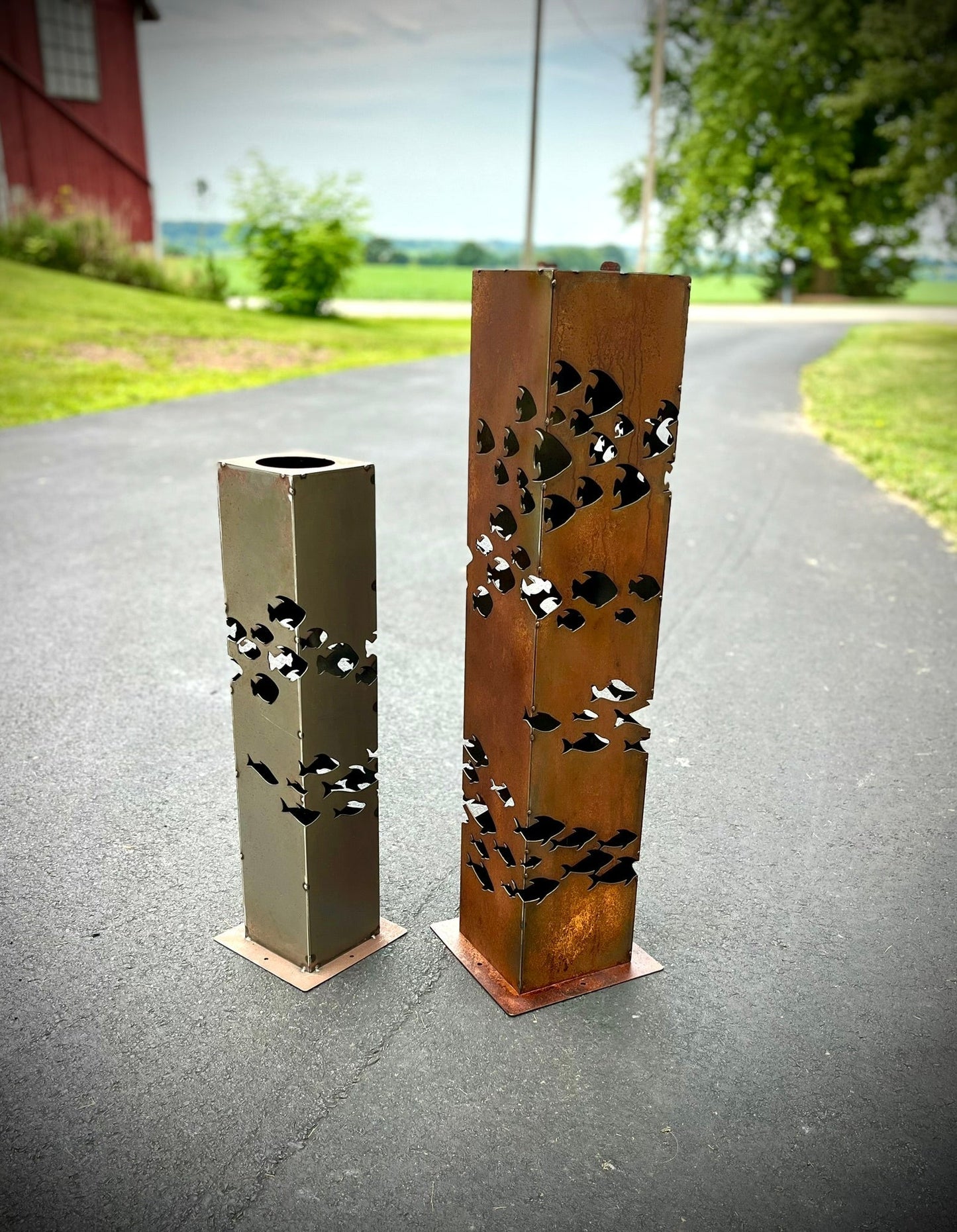 School of Fish Solar Luminary Pillar | Steel