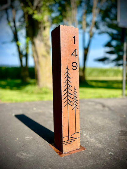 Simple Pines Address Solar Pillar - Steel