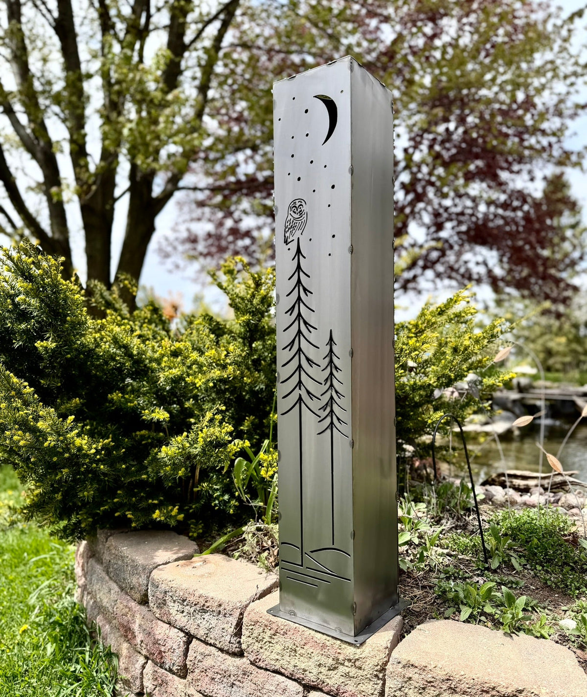 Simple Pines Owl Solar Pillar - Steel - Corten Available