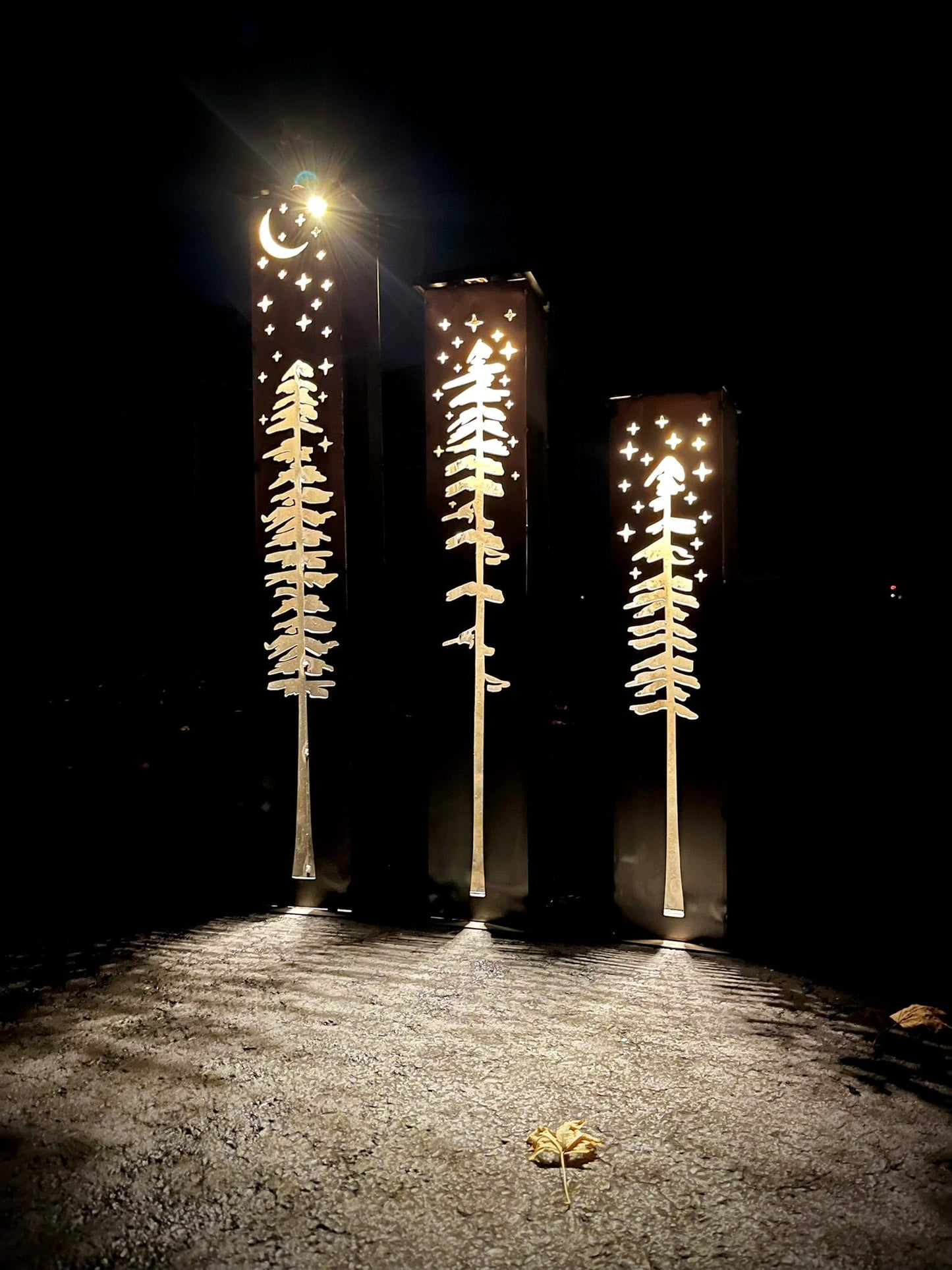 XL Pine Night Sky Solar Luminary Pillar | Steel